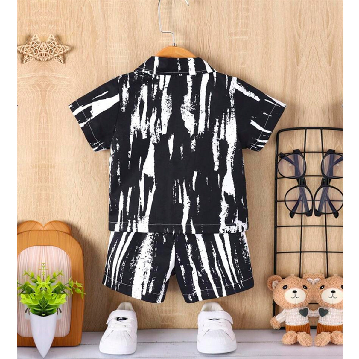 Venutaloza Baby Set Animals & Bear and Black Graphic (Combo Pack Of 3) Shirt & Shorts Without tee Two Piece Set For Boy & Girls.
