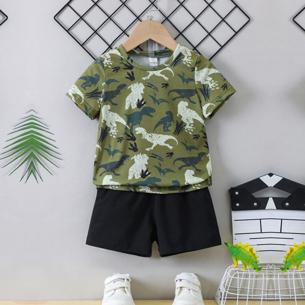 Venutaloza Kids Everyday Dinosaur Casual T-Shirt & Shorts Two Piece Set For Boy Girl.