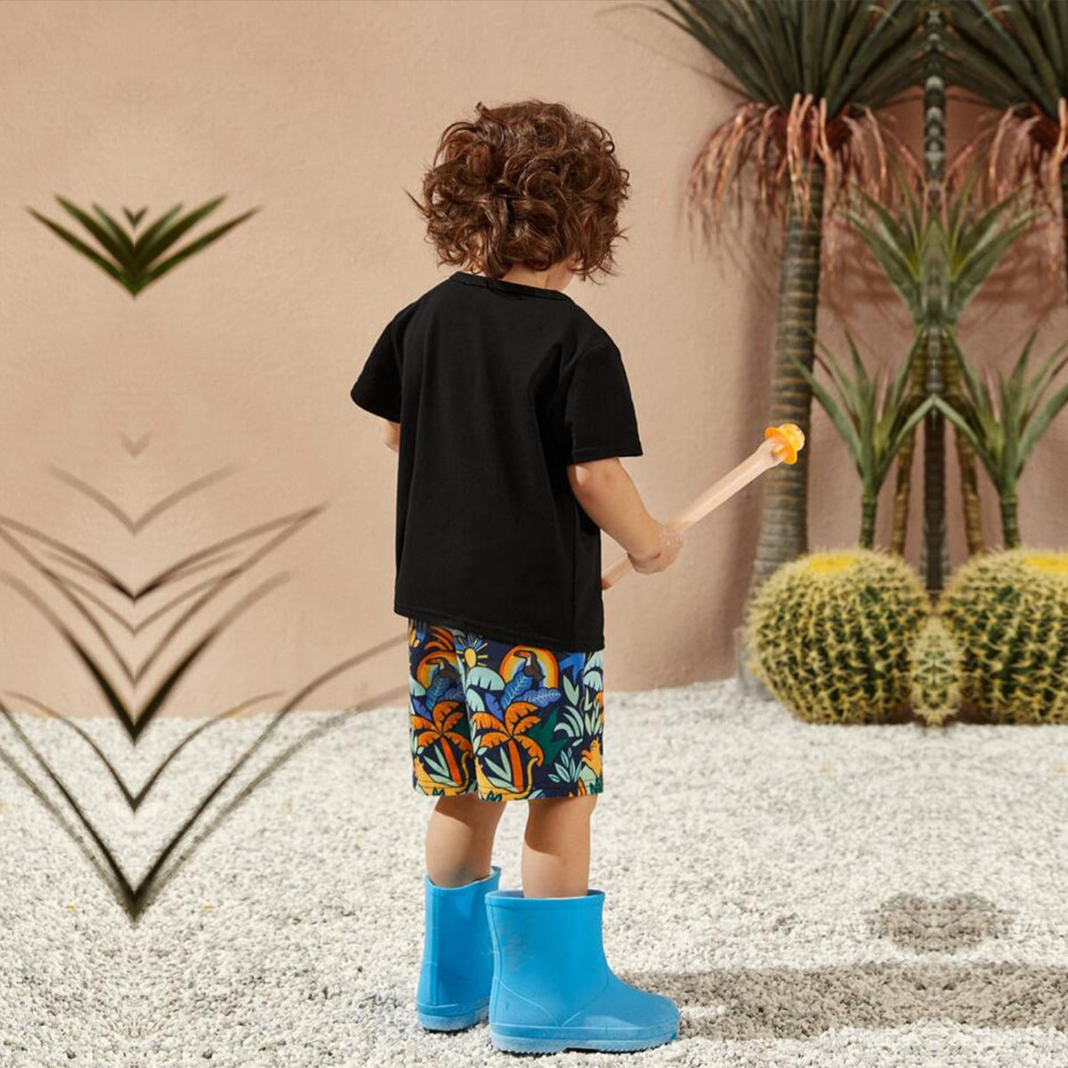 Venutaloza Kids Tropicals Casual T-Shirt & Shorts Two Piece Set For Boys..