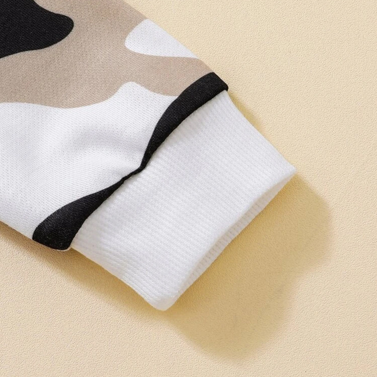 Venutaloza Baby Set Color-Block Letter And Camo T-shirt & Pants.