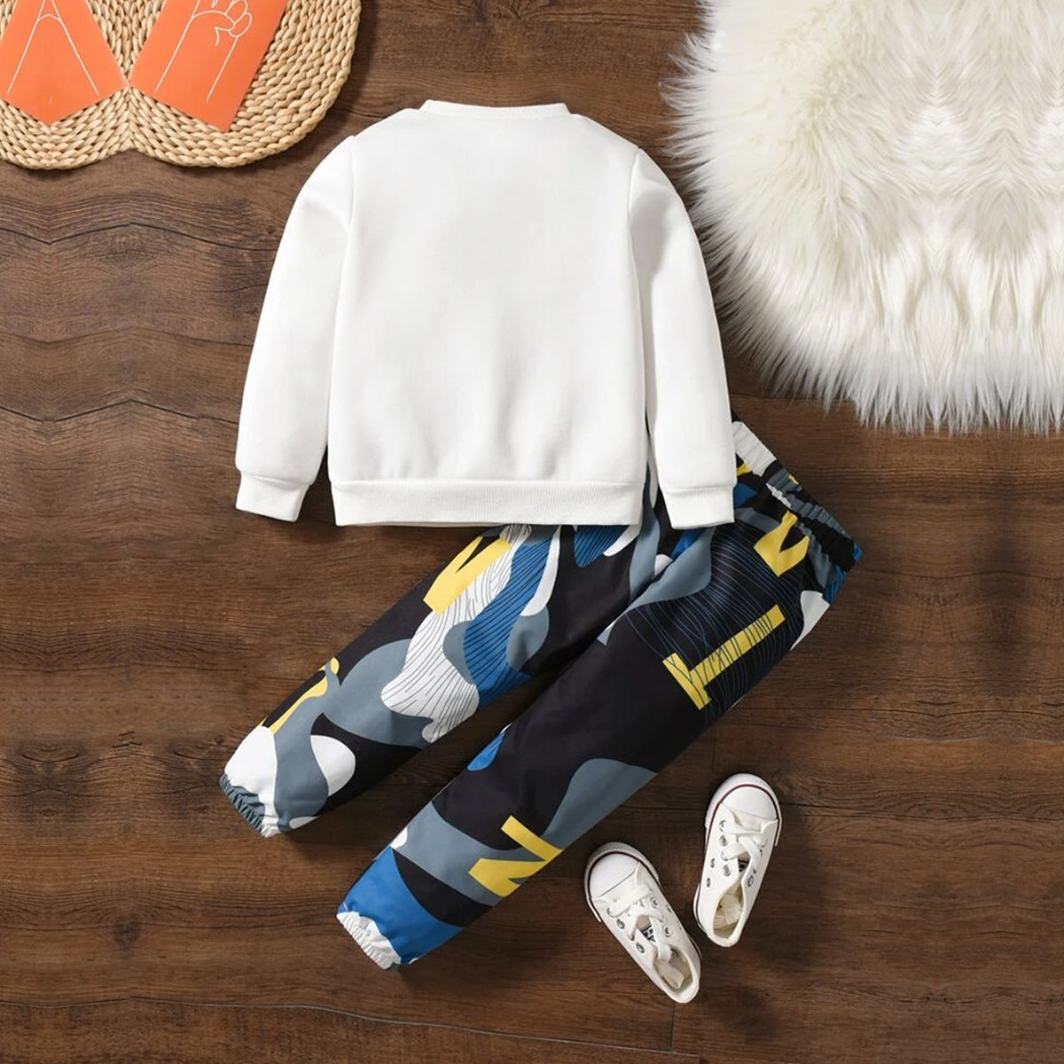 Baby Set Black Graphic Print & Color-Block Letter (Combo Pack Of 2) T-Shirt & Pants.