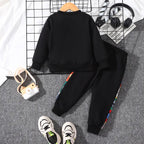 Venutaloza Baby Boys Outfit & Set Long Sleeve Round Neck Cartoon Print Modern T-shirt & Pants.