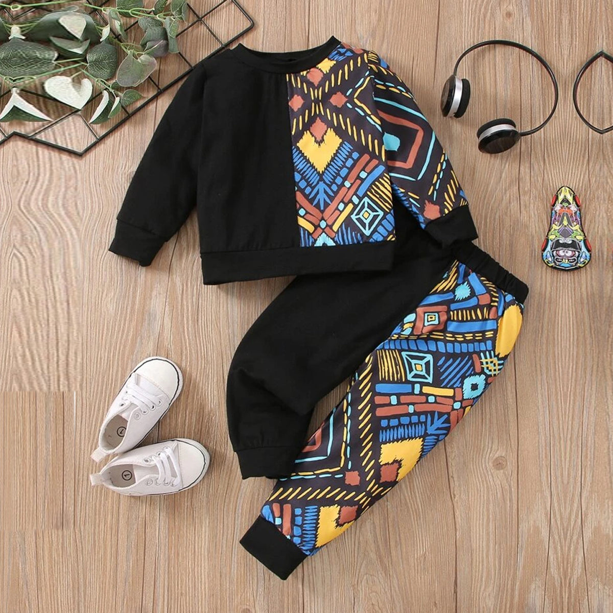 Baby Set Black Graphic Print & Color-Block Letter (Combo Pack Of 2) T-Shirt & Pants.
